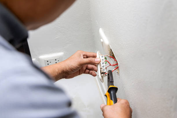 Best Electric Panel Repair  in Seal Beach, CA